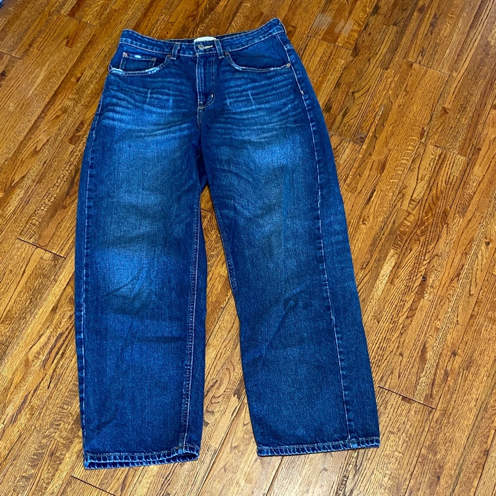 BDG Tapered Baggy Jeans - Size 29